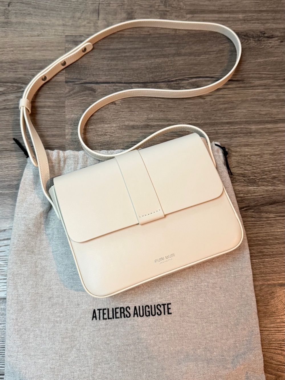 Ateliers Auguste Crossbody Bag – Off White / Ivory